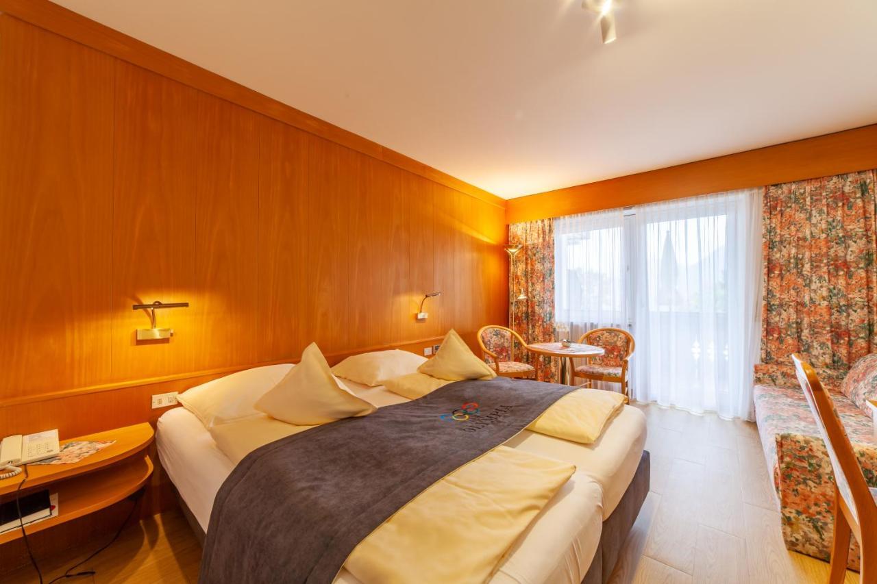 Fruehstuecks-Hotel Olympia Tirolo Exterior photo